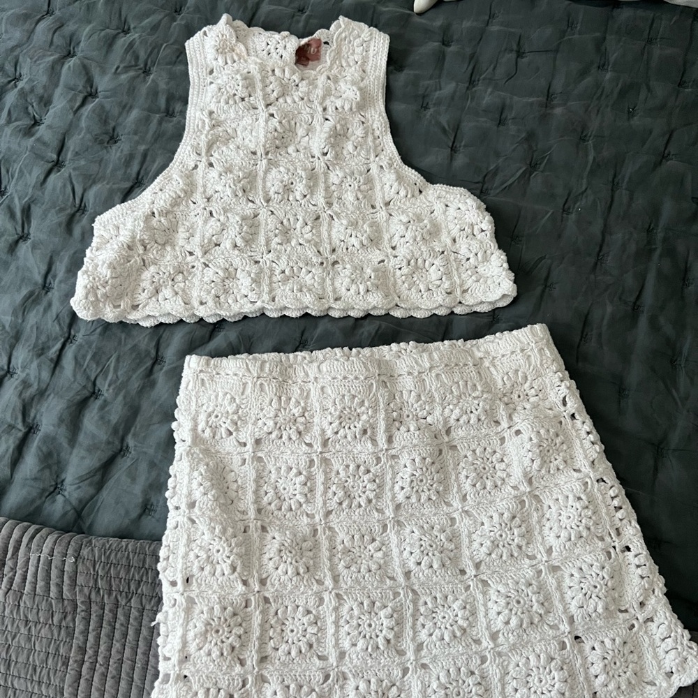 Show Me Your Mumu Lucy Top (Medium) and Lucy Skirt (Large)